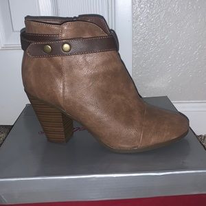 NWT heeled booties